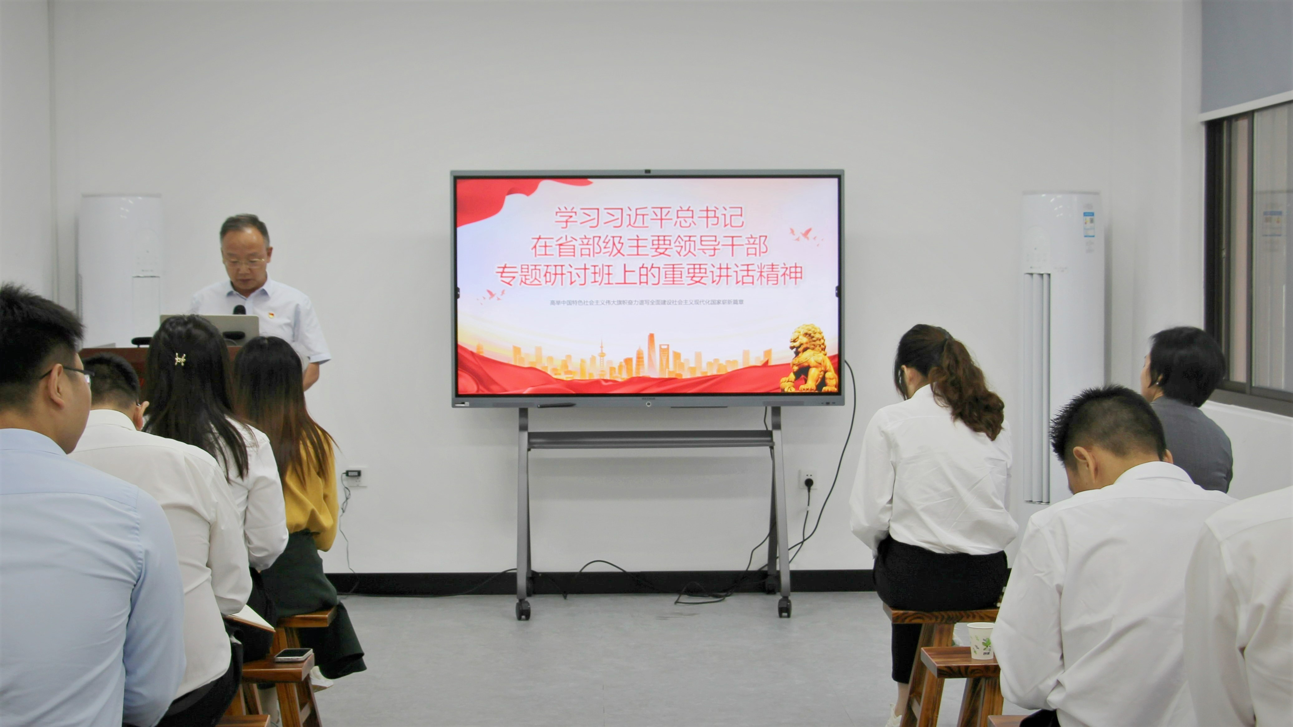 IMG_0404(1)_副本.jpg IMG_0404(1)_副本.jpg